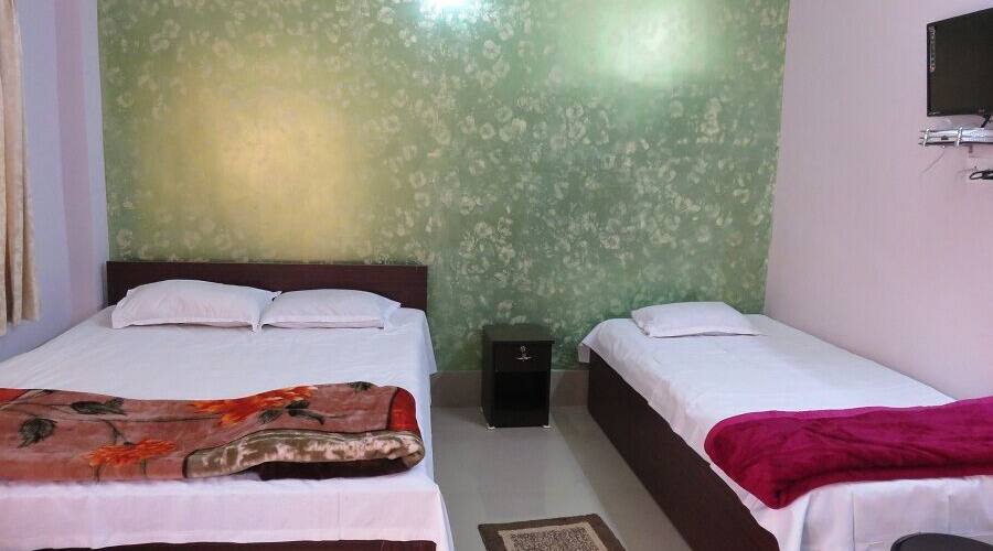 Petrel Beach Resort, Midnapore 1